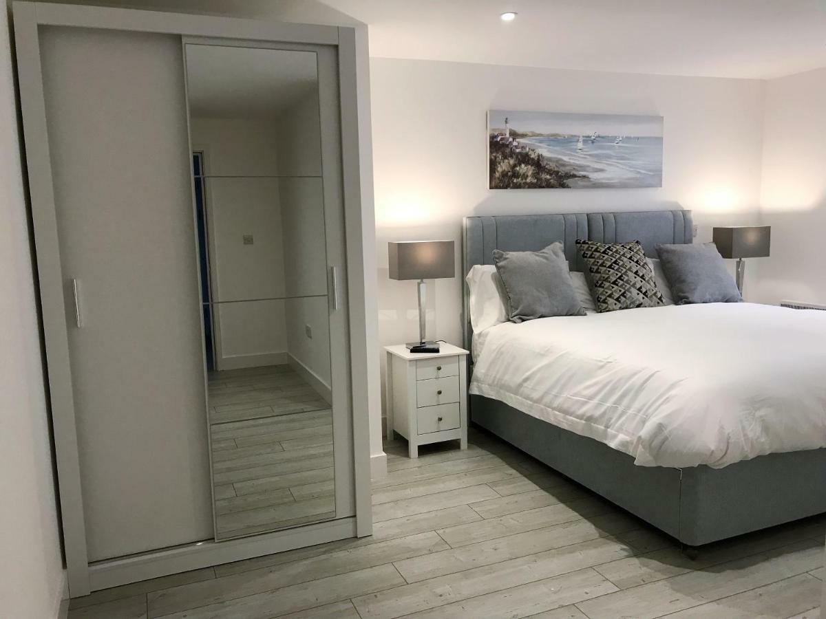 Ice House Apartments Суонзи Екстериор снимка