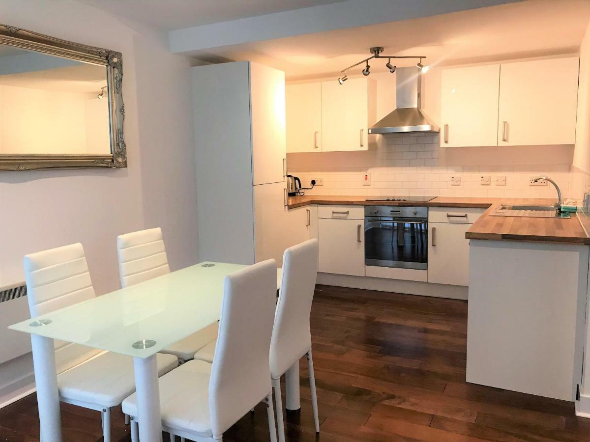 Ice House Apartments Суонзи Екстериор снимка