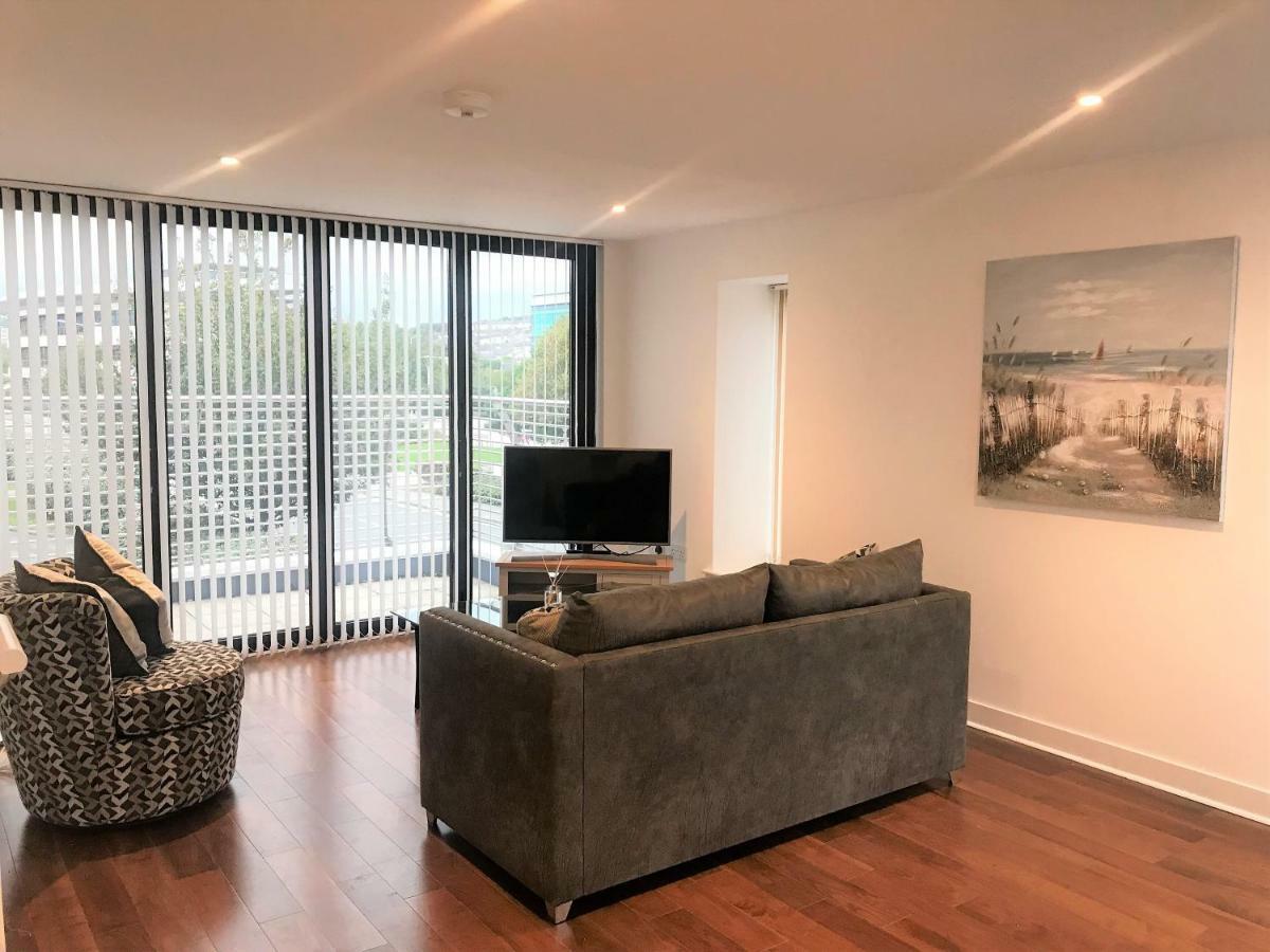 Ice House Apartments Суонзи Екстериор снимка